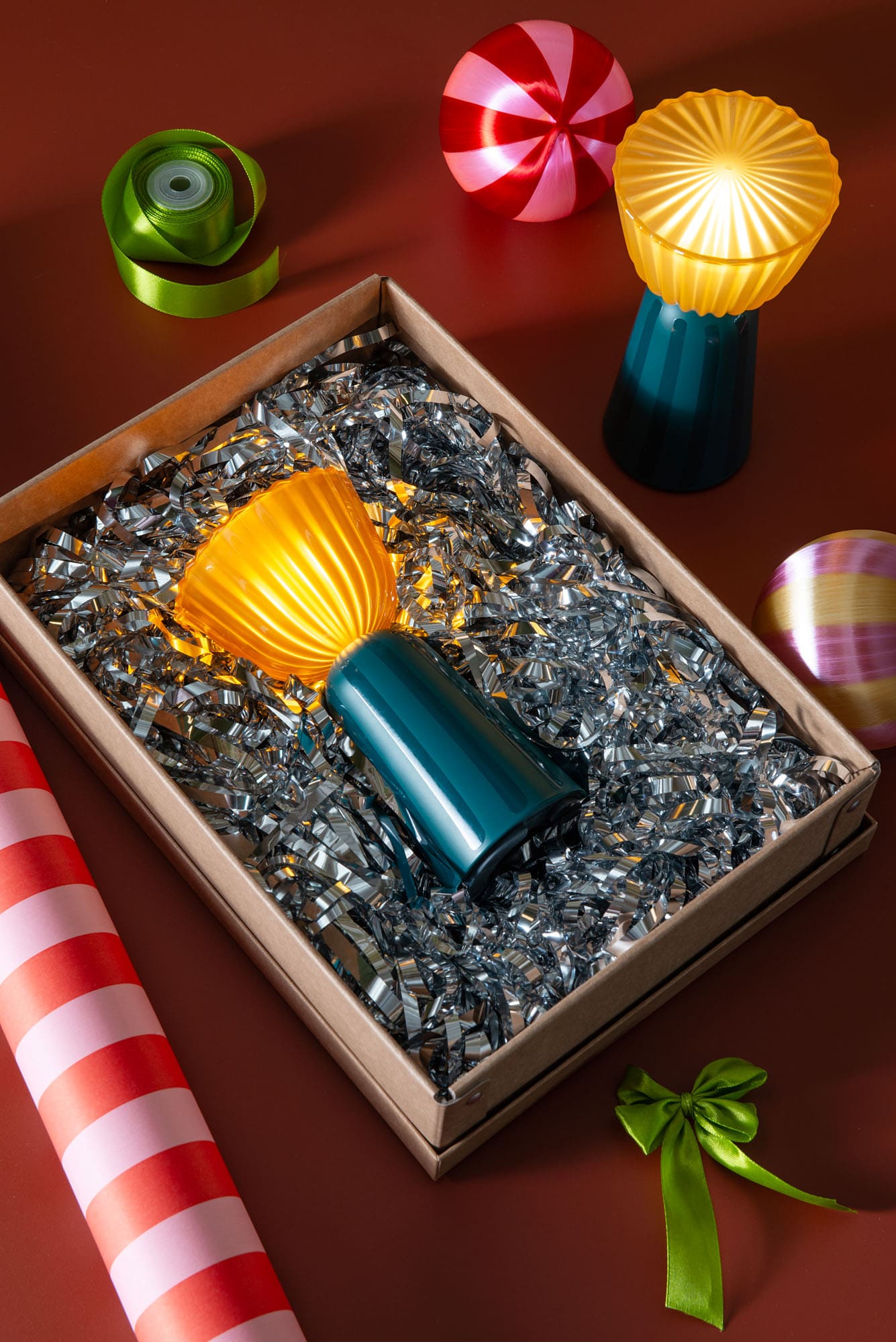 Swiing Maison Sarah Lavoine x Fermob: una luz con espíritu navideño