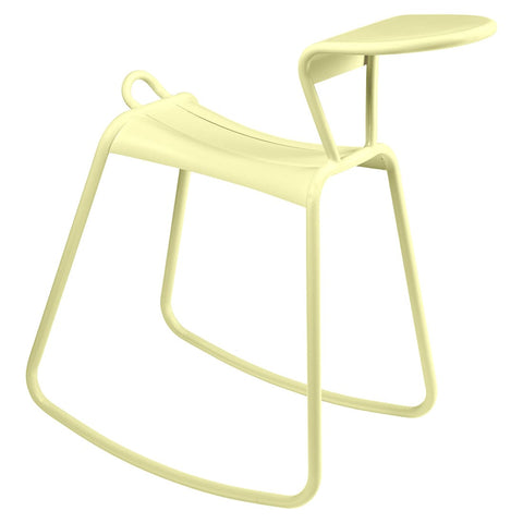 Asiento mecedora ADADESK con mesa de apoyo de la marca fermob. comprar fermob online. Rincon del mueble online. RDM madrid.