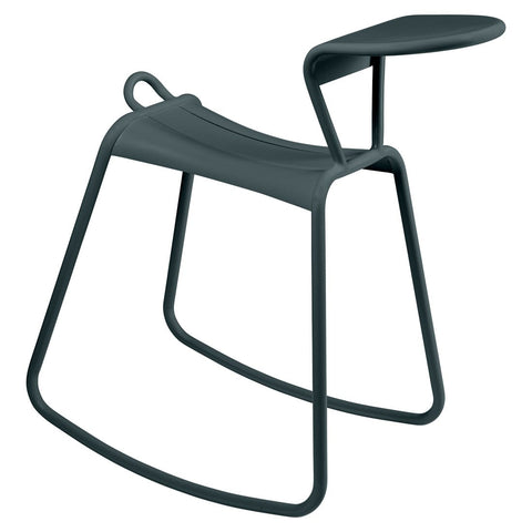 Asiento mecedora ADADESK con mesa de apoyo de la marca fermob. comprar fermob online. Rincon del mueble online. RDM madrid.