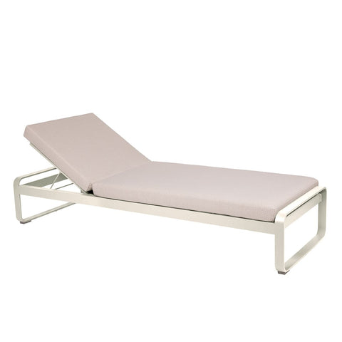 Tumbona BELLEVIE pearl de la marca fermob. comprar online fermob en rincon del mueble. RDM online