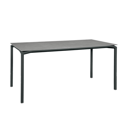 Mesa calvi mineral 160x80cm de la marca fermob. comprar online en rincon del mueble