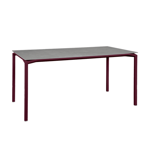 Mesa calvi mineral 160x80cm de la marca fermob. comprar online en rincon del mueble