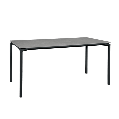 Mesa calvi mineral 160x80cm de la marca fermob. comprar online en rincon del mueble