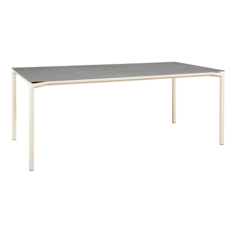 Mesa Calvi Mineral 195x95 de la marca fermob. comprar online en rincon del mueble