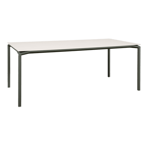 Mesa Calvi Mineral 195x95 de la marca fermob. comprar online en rincon del mueble
