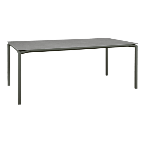 Mesa Calvi Mineral 195x95 de la marca fermob. comprar online en rincon del mueble