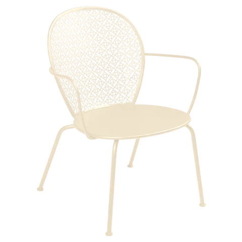 Sillón bajo con reposabrazos LORETTE