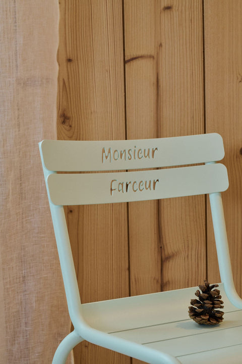 Silla LUXEMBOURG KID FARCEUR de la marca francesa Fermob. Comprar Fermob online. Rincón del Mueble