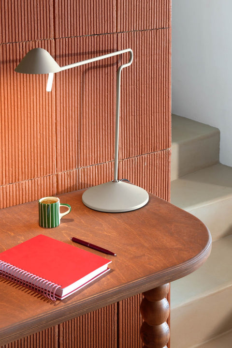 lampara escritorio PIXI de 47cm de la marca FERMOB. COMPRAR ONLINE EN RINCON DEL MUEBLE