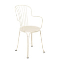 Silla con reposabrazos OPERA+ de la marca francesa Fermob. Comprar Fermob online. Rincón del Mueble