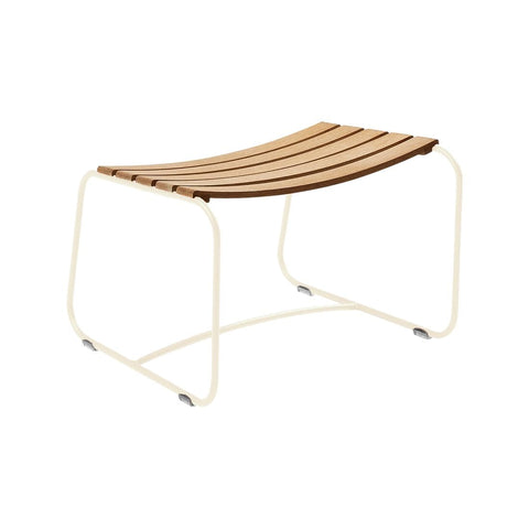 Reposapiés de teca SURPRISING de la marca francesa Fermob. Comprar Fermob online. Rincón del Mueble
