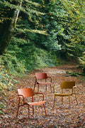 Sillón bajo con reposabrazos STUDIE