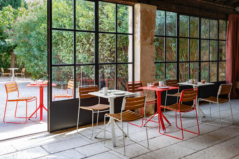 Silla de teca SURPRISING de la marca francesa Fermob. Comprar Fermob online. Rincón del Mueble