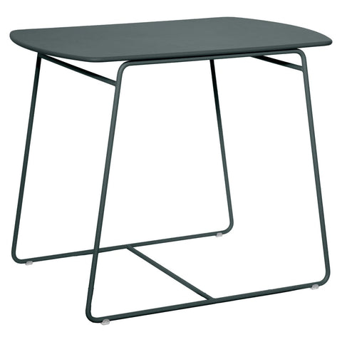 Mesa Surprising de la marca Fermob. comprar online en rincon del mueble