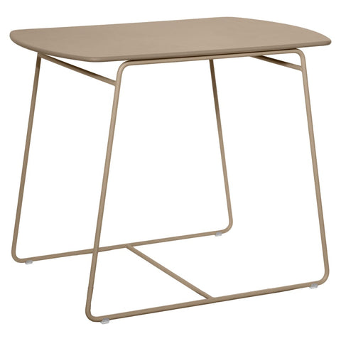 Mesa Surprising de la marca Fermob. comprar online en rincon del mueble