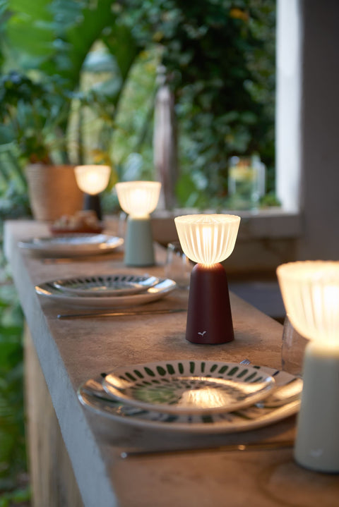 Lámpara de exterior.  Fermob. Rincón del Mueble. SWIING. Iluminación 