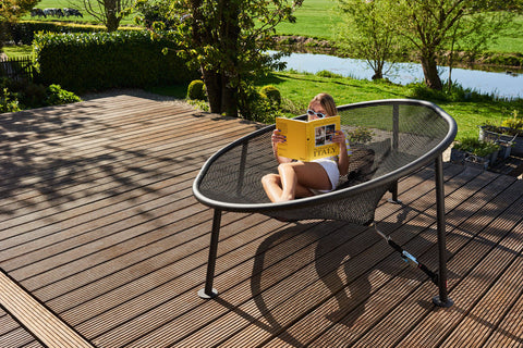 Sofá NETORIOUS de la marca holandesa Fatboy. Color antracita en Rincón del Mueble RDM Madrid España online,