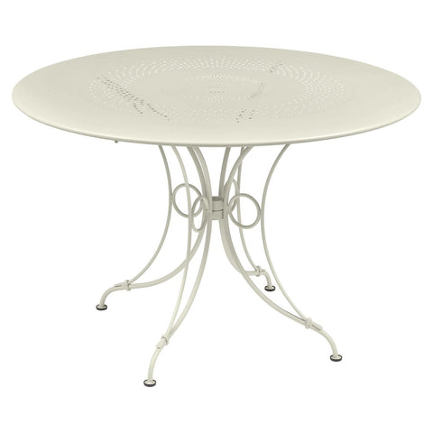 Mesa Ø 117 cm 1900 de la marca francesa Fermob. Comprar Fermob online. Rincón del Mueble