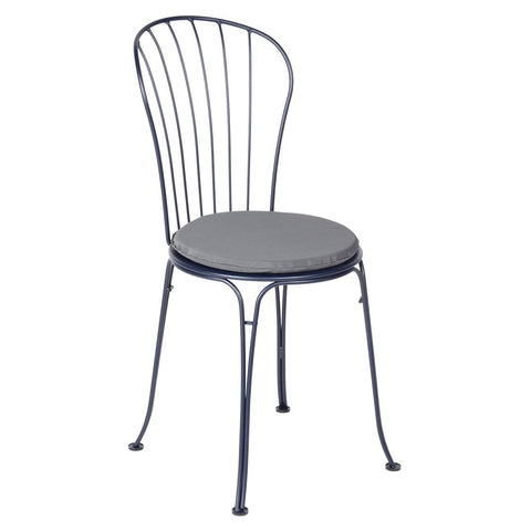 Cojín de la colección BASICS de la marca francesa Fermob en Rincón del Mueble RDM Madrid España online