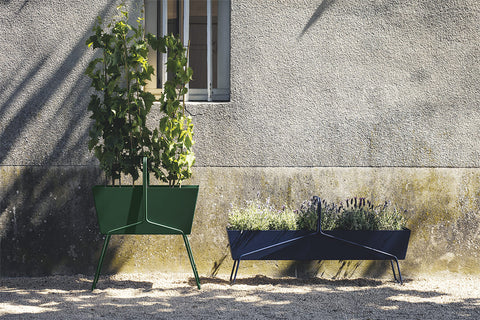 Jardinera alta BASKET de la marca francesa Fermob. Comprar Fermob online. Rincón del Mueble