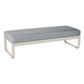 Puf BELLEVIE para dos personas de la marca francesa Fermob. Comprar Fermob online. Rincón del Mueble