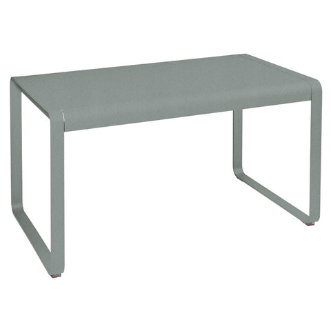 Mesa BELLEVIE de 140 x 80 x 74 cm de la marca francesa Fermob. Comprar Fermob online. Rincón del Mueble