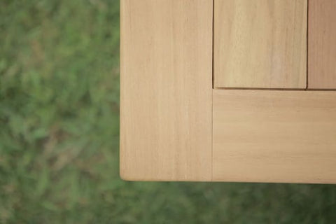 Mesa cuadrada plegable Teca LYON de la marca RDM. Comprar Teca online. Rincón del Mueble