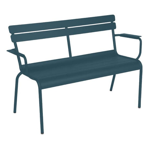 Banco con respaldo y reposabrazos para 2/3 personas LUXEMBOURG / Rincón del Mueble. Fermob España online
