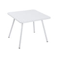Mesa LUXEMBOURG KID de 57 x 57 cm de la marca francesa Fermob. Comprar Fermob online. Rincón del Mueble
