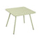 Mesa LUXEMBOURG KID de 57 x 57 cm de la marca francesa Fermob. Comprar Fermob online. Rincón del Mueble