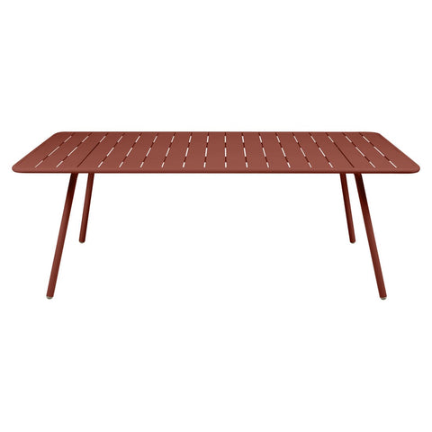 Mesa LUXEMBOURG de 207 x 100 cm de la marca francesa Fermob. Comprar Fermob online. Rincón del Mueble