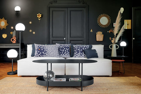 Aplique de pared mooon de la marca Fermob. 
