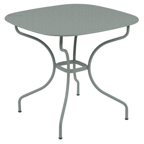 Mesa 82 x 82 cm OPERA+ de la marca francesa Fermob. Comprar Fermob online. Rincón del Mueble