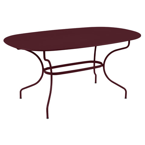 Mesa ovalada 160 x 90 cm OPERA+ de la marca francesa Fermob. Comprar Fermob online. Rincón del Mueble