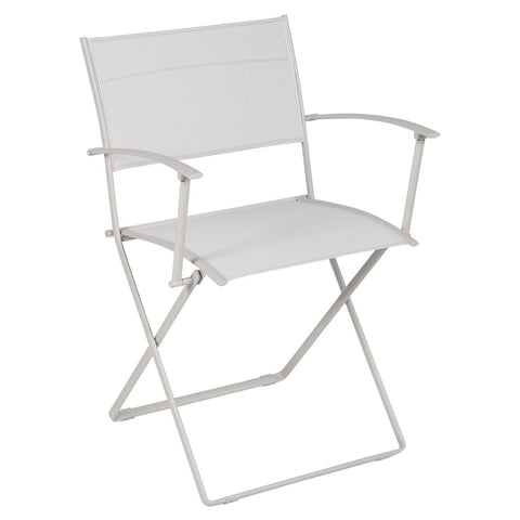 Silla con reposabrazos PLEIN AIR de la marca francesa FErmob en Rincón del Mueble RDM Madrid España online