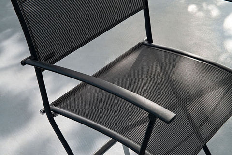 Silla con reposabrazos PLEIN AIR de la marca francesa FErmob en Rincón del Mueble RDM Madrid España online