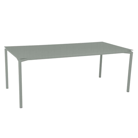 Mesa CALVI de 195 X 95 cm de la marca francesa Fermob. Comprar Fermob online. Rincón del Mueble